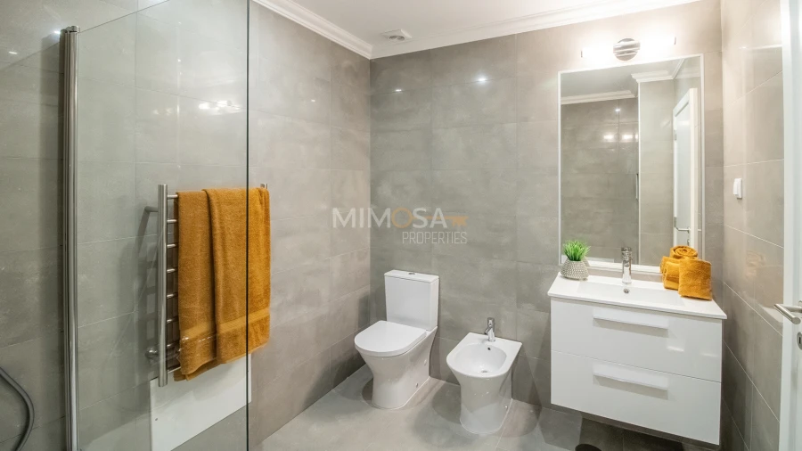 Moradia T2 para Venda em Lagos (São Sebastião e Santa Maria) Foto 18