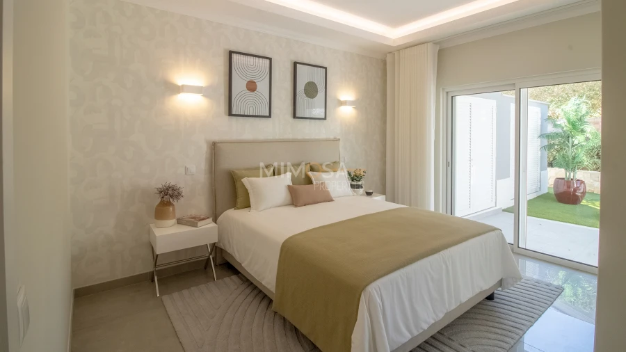 Moradia T2 para Venda em Lagos (São Sebastião e Santa Maria) Foto 9