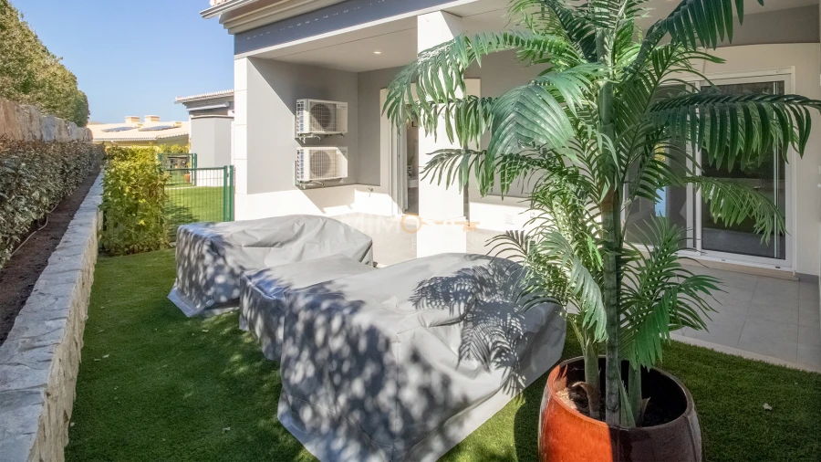 Moradia T2 para Venda em Lagos (São Sebastião e Santa Maria) Foto 13