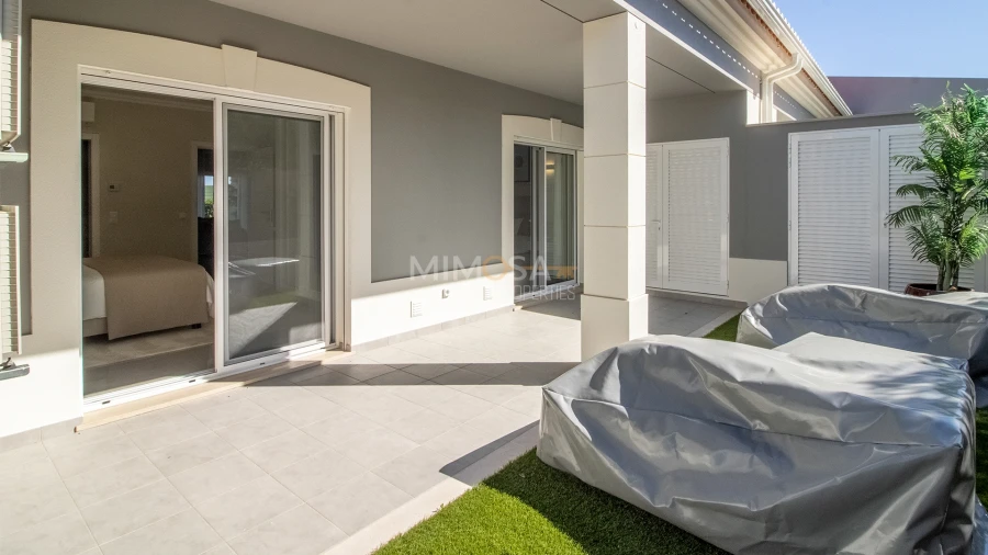 Moradia T2 para Venda em Lagos (São Sebastião e Santa Maria) Foto 14