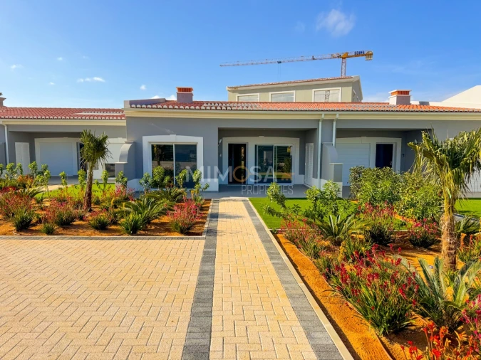 Moradia T2 para Venda em Lagos (São Sebastião e Santa Maria) Foto 17