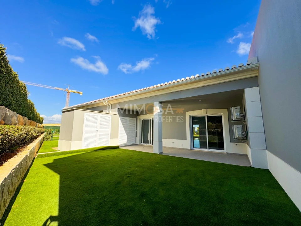 Moradia T2 para Venda em Lagos (São Sebastião e Santa Maria) Foto 6