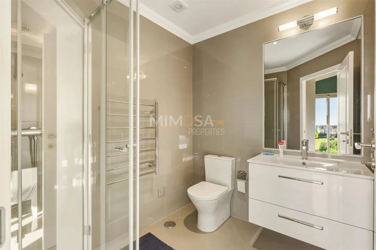 Moradia T4 para Venda em Lagos (São Sebastião e Santa Maria) Foto 17