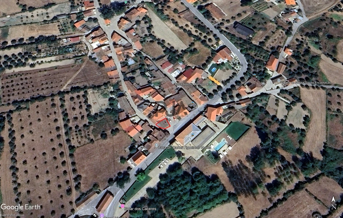 Moradia T4 para Venda em Casal Vasco Foto 8