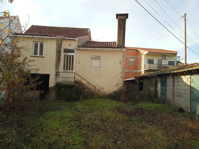 Moradia T1 para Venda em Ovoa e Vimieiro Foto 9