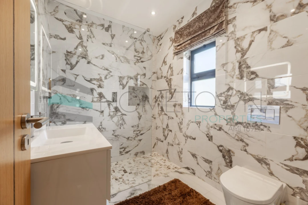 Moradia T3 para Venda em Quarteira Foto 19