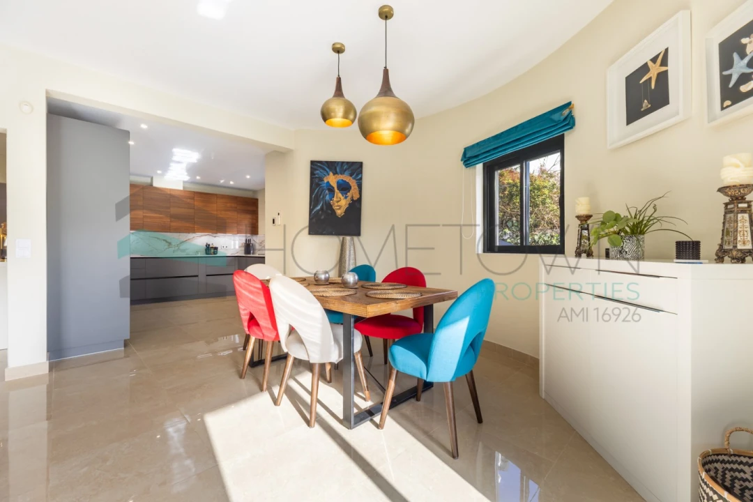 Moradia T3 para Venda em Quarteira Foto 12