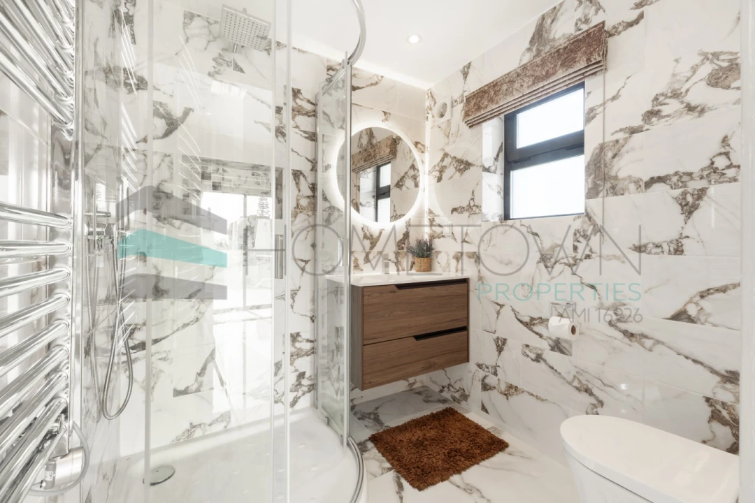 Moradia T3 para Venda em Quarteira Foto 32