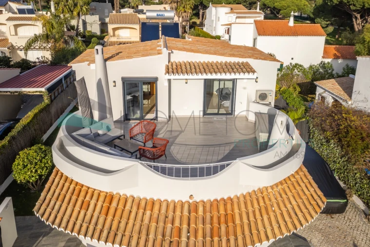 Moradia T3 para Venda em Quarteira Foto 42