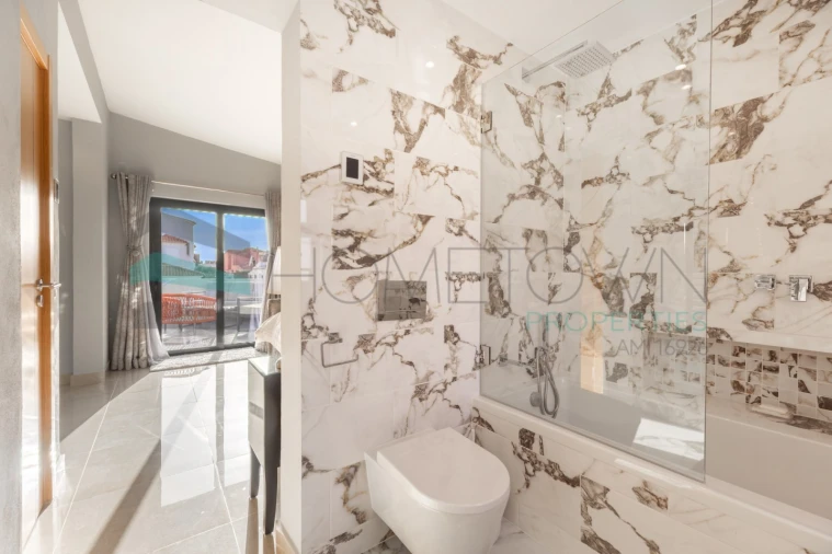 Moradia T3 para Venda em Quarteira Foto 24