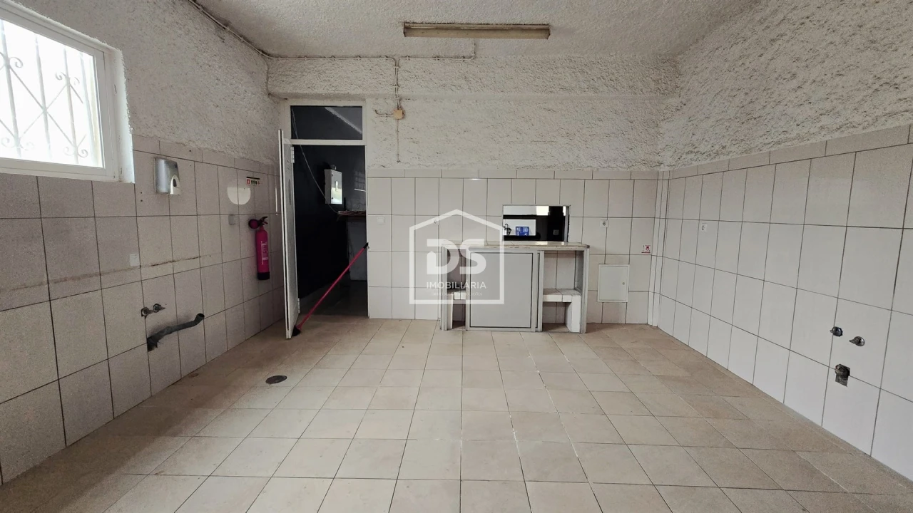 Negócio para Venda em Lajeosa do Mondego Foto 18