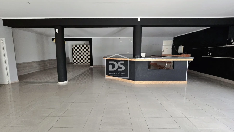 Negócio para Venda em Lajeosa do Mondego