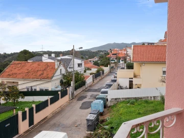 Moradia T4 para Venda em Alcabideche