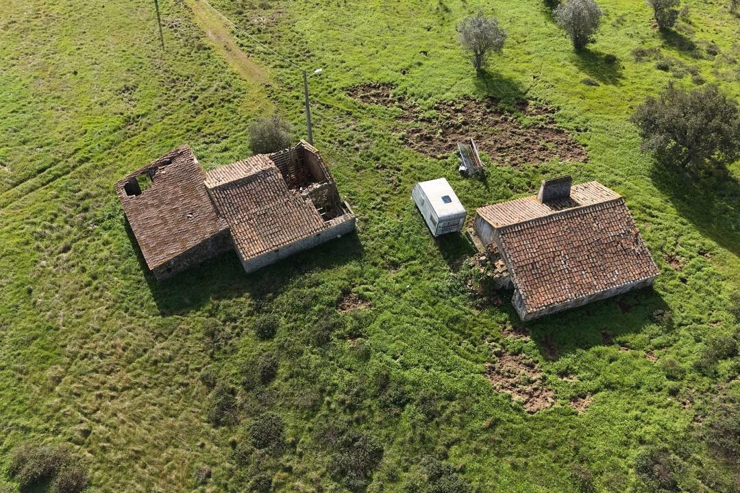 Quinta T2 para Venda em São Francisco da Serra Foto 1