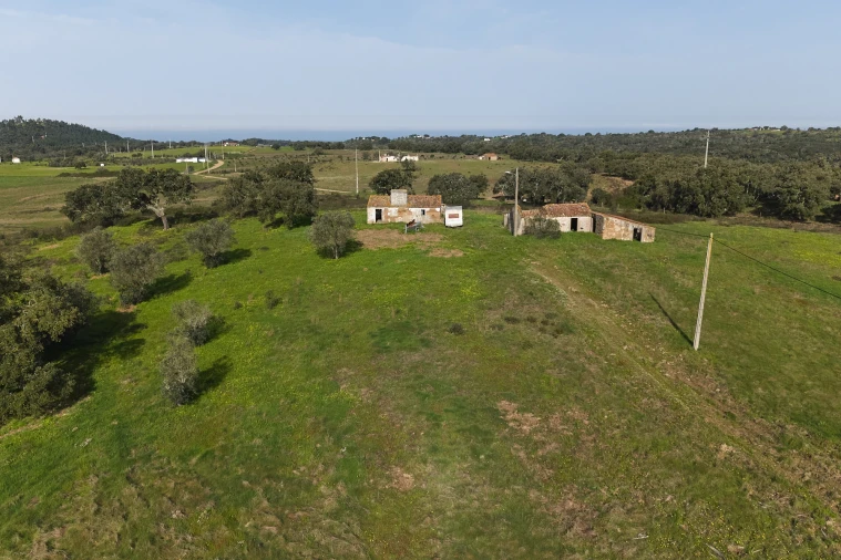 Quinta T2 para Venda em São Francisco da Serra Foto 5