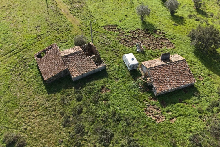 Quinta T2 para Venda em São Francisco da Serra