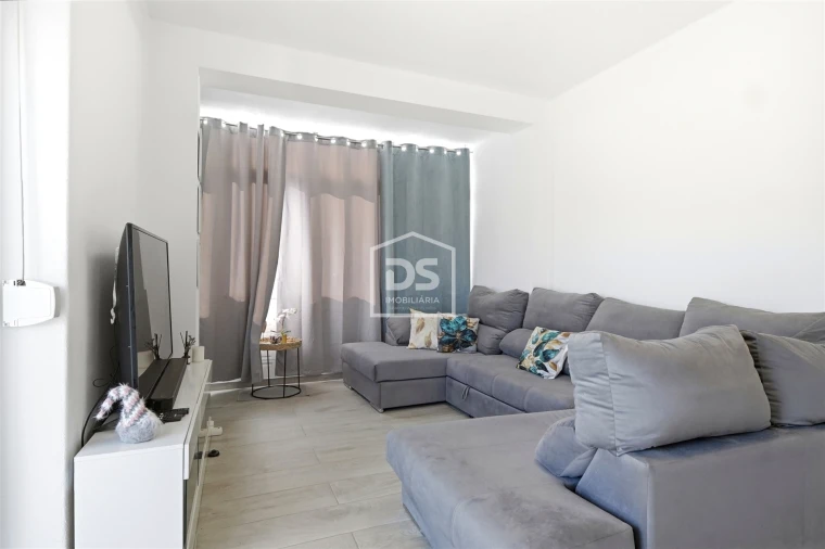 Apartamento T2 para Venda em Baixa da Banheira e Vale da Amoreira Foto 3