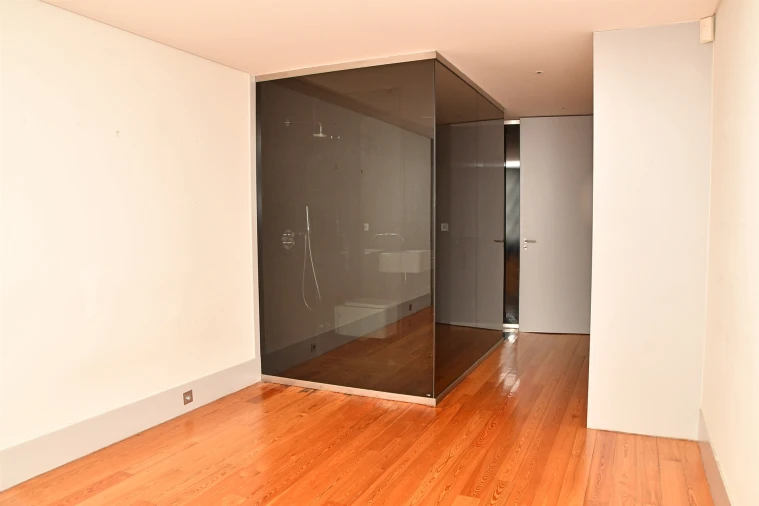 Moradia T4 para Arrendamento em Aldoar, Foz do Douro e Nevogilde Foto 23