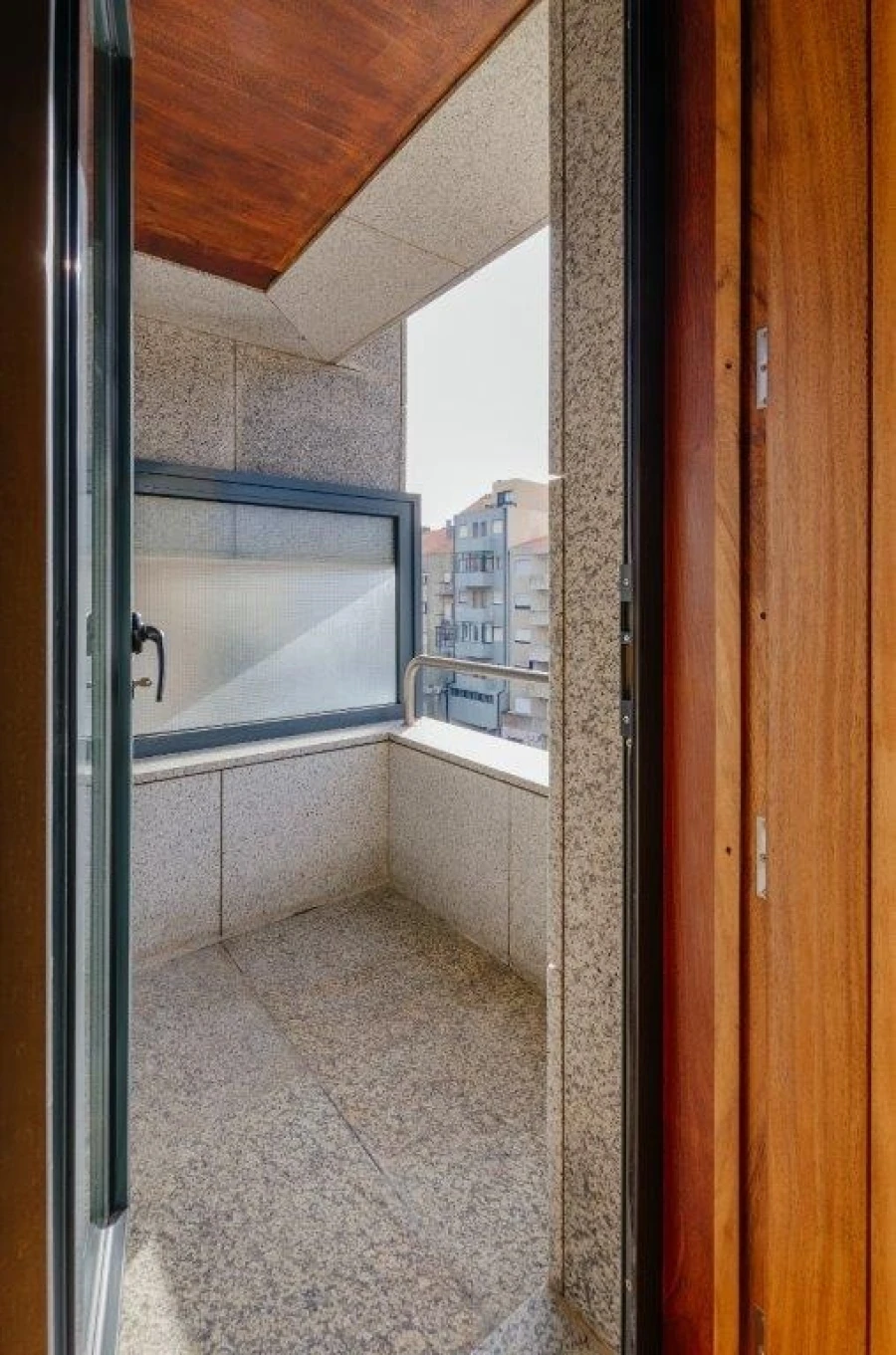 Apartamento T2 para Arrendamento em Aldoar, Foz do Douro e Nevogilde Foto 3