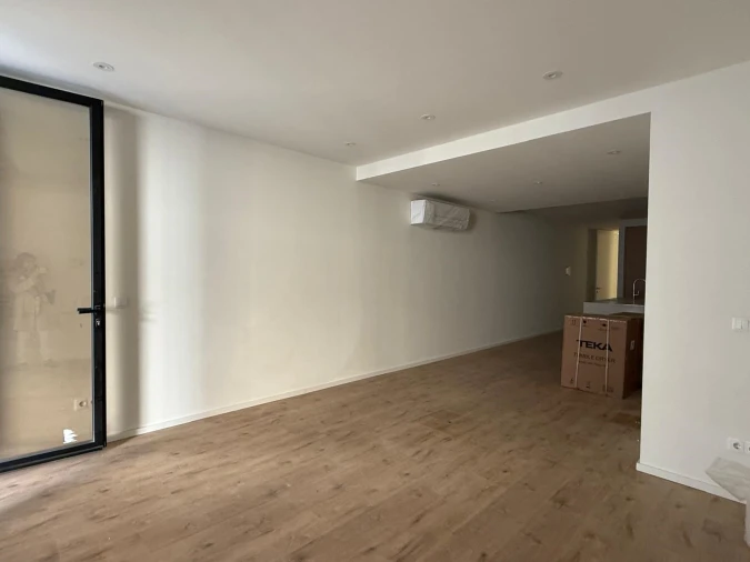 Apartamento T2 para Venda em Lordelo do Ouro e Massarelos Foto 6