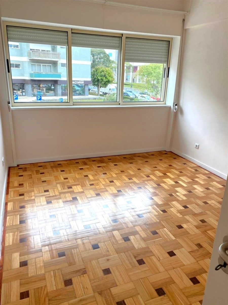 Apartamento T4 para Venda em Aldoar, Foz do Douro e Nevogilde Foto 27