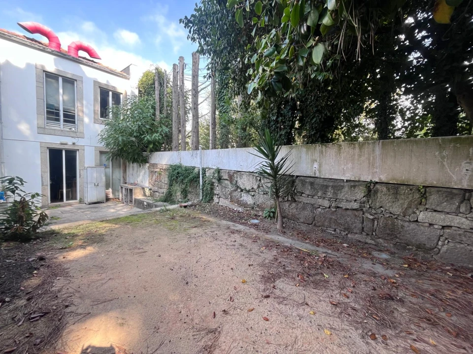 Negócio para Venda em Lordelo do Ouro e Massarelos Foto 8