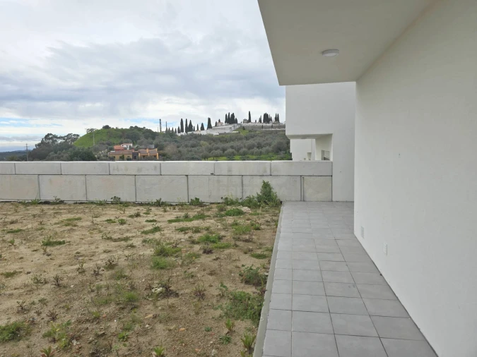 Moradia T3 para Venda em Sé e São Lourenço Foto 10