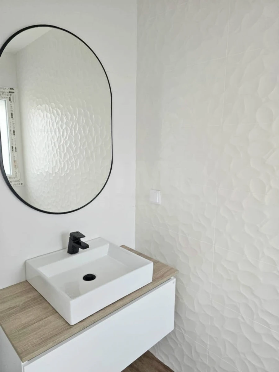 Moradia T3 para Venda em Sé e São Lourenço Foto 8