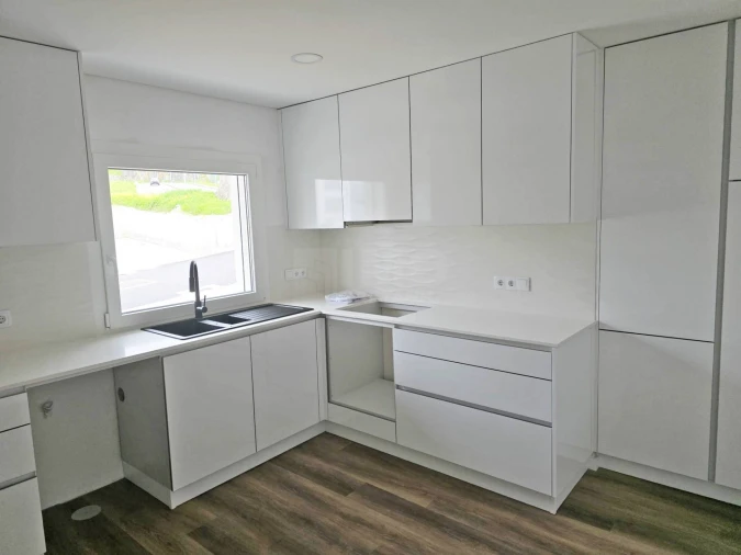 Moradia T3 para Venda em Sé e São Lourenço Foto 4