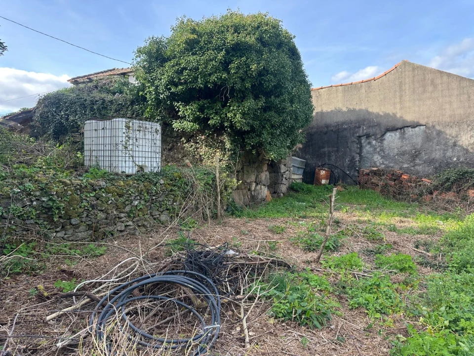 Moradia T0 para Venda em Alvaredo Foto 13