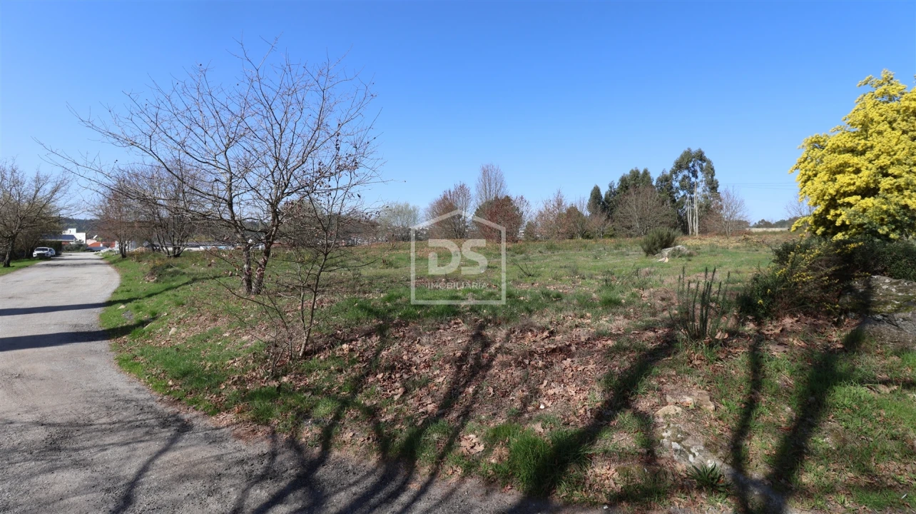 Terreno para Venda em Abraveses Foto 4