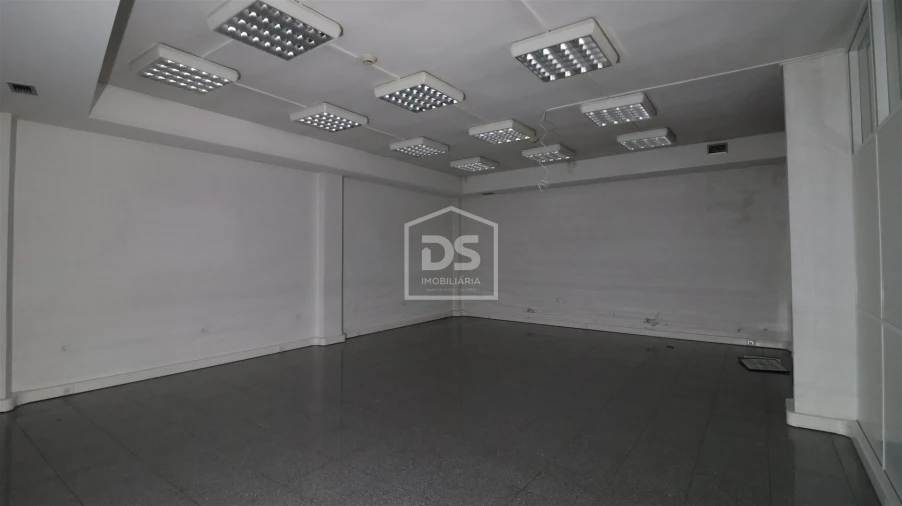 Escritório para Arrendamento em Viseu Foto 8