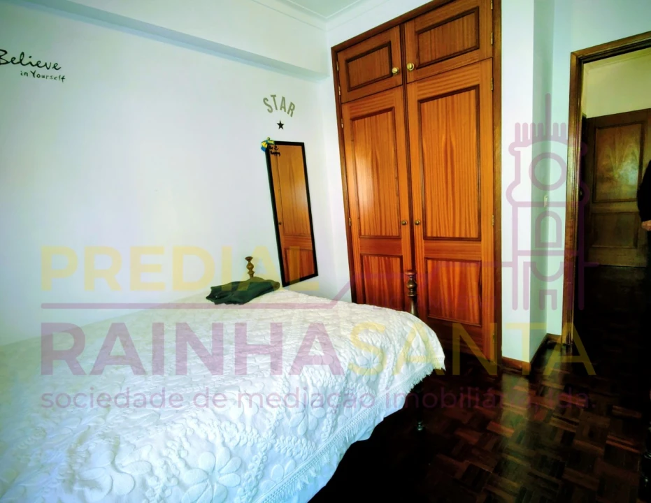 Apartamento T3 para Venda em Sé Nova, Santa Cruz, Almedina e São Bartolomeu Foto 26