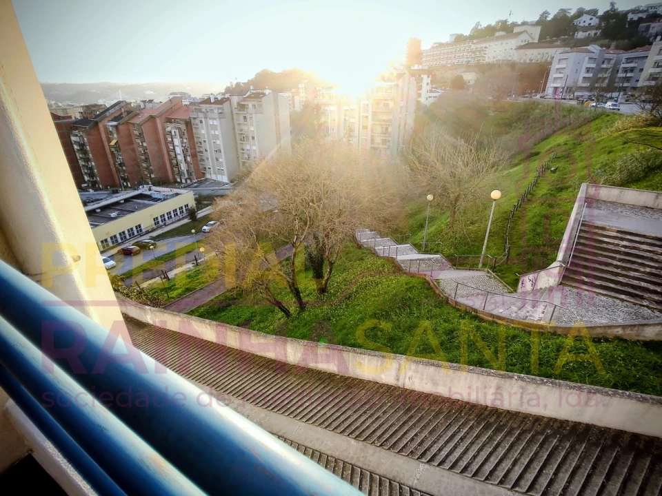 Apartamento T3 para Venda em Sé Nova, Santa Cruz, Almedina e São Bartolomeu Foto 30