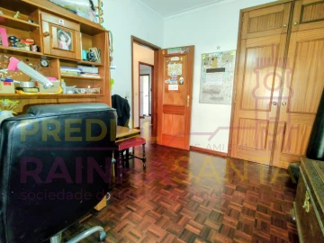 Apartamento T3 para Venda em Sé Nova, Santa Cruz, Almedina e São Bartolomeu