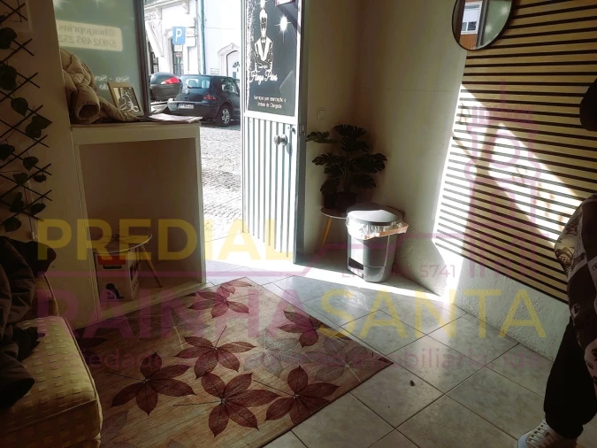 Loja para Arrendamento em Cernache