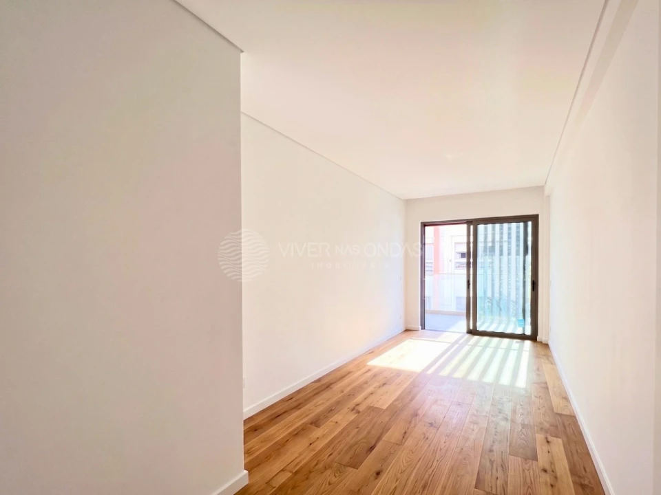 Apartamento T3 para Venda em Costa da Caparica Foto 11