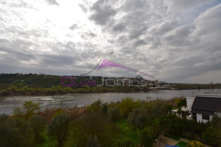 Moradia T6 para Venda em Praia do Ribatejo Foto 24