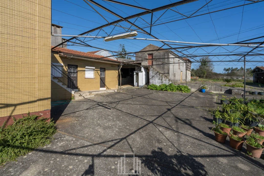 Moradia T4 para Venda em São Miguel do Souto e Mosteirô Foto 8