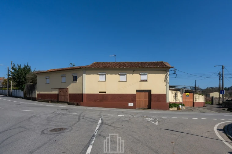 Moradia T4 para Venda em São Miguel do Souto e Mosteirô Foto 7