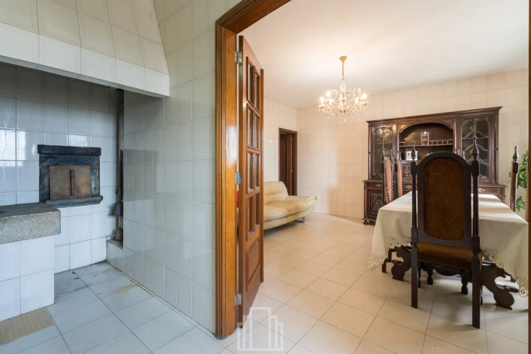 Moradia T4 para Venda em São Miguel do Souto e Mosteirô Foto 25