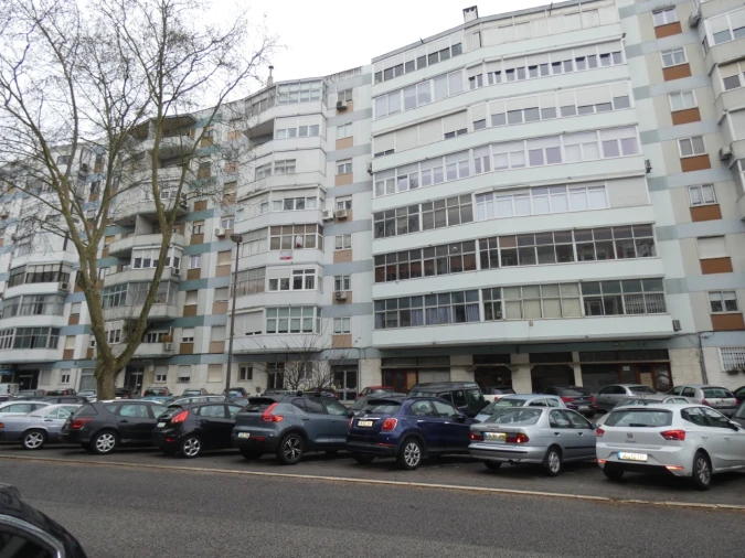 Apartamento T3 para Venda em Benfica Foto 29