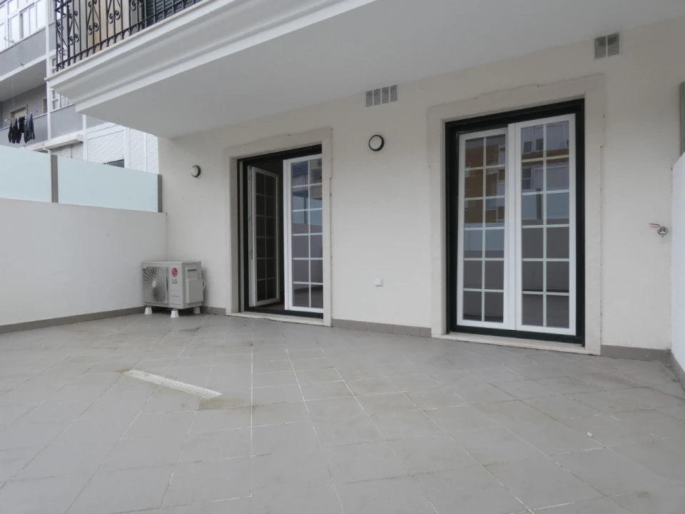 Apartamento T1 para Venda em Águas Livres Foto 10