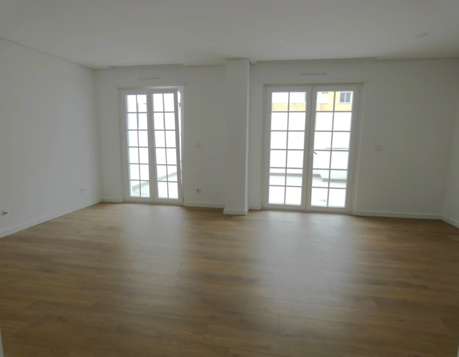 Apartamento T1 para Venda em Águas Livres Foto 19