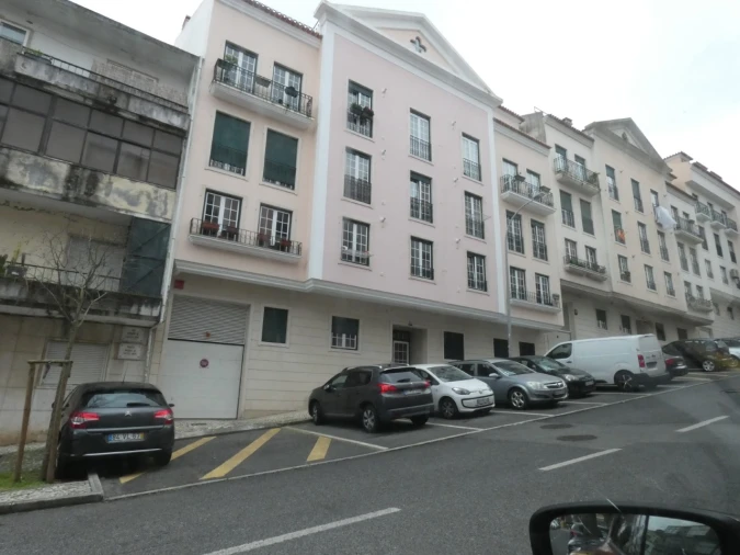 Apartamento T1 para Venda em Águas Livres Foto 32