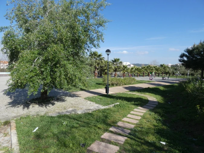 Apartamento T1 para Venda em Águas Livres Foto 34