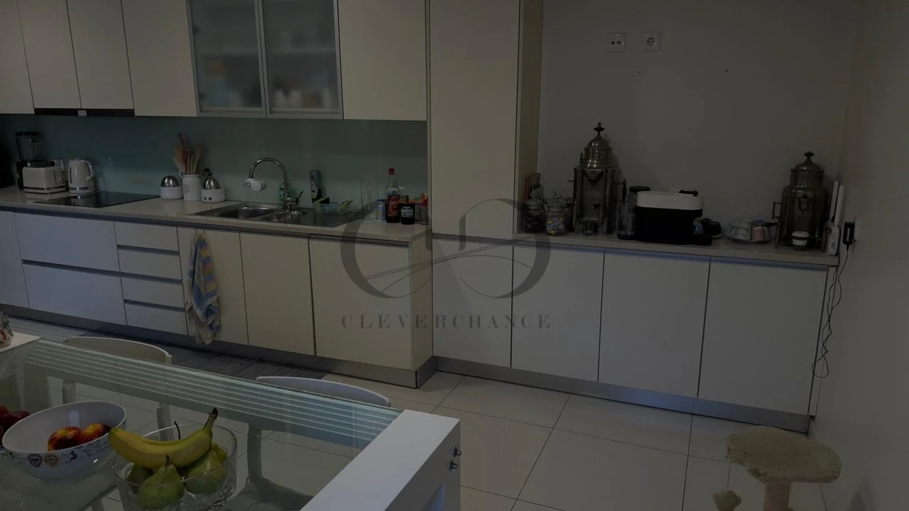 Apartamento T4 para Venda em Cidade da Maia Foto 19