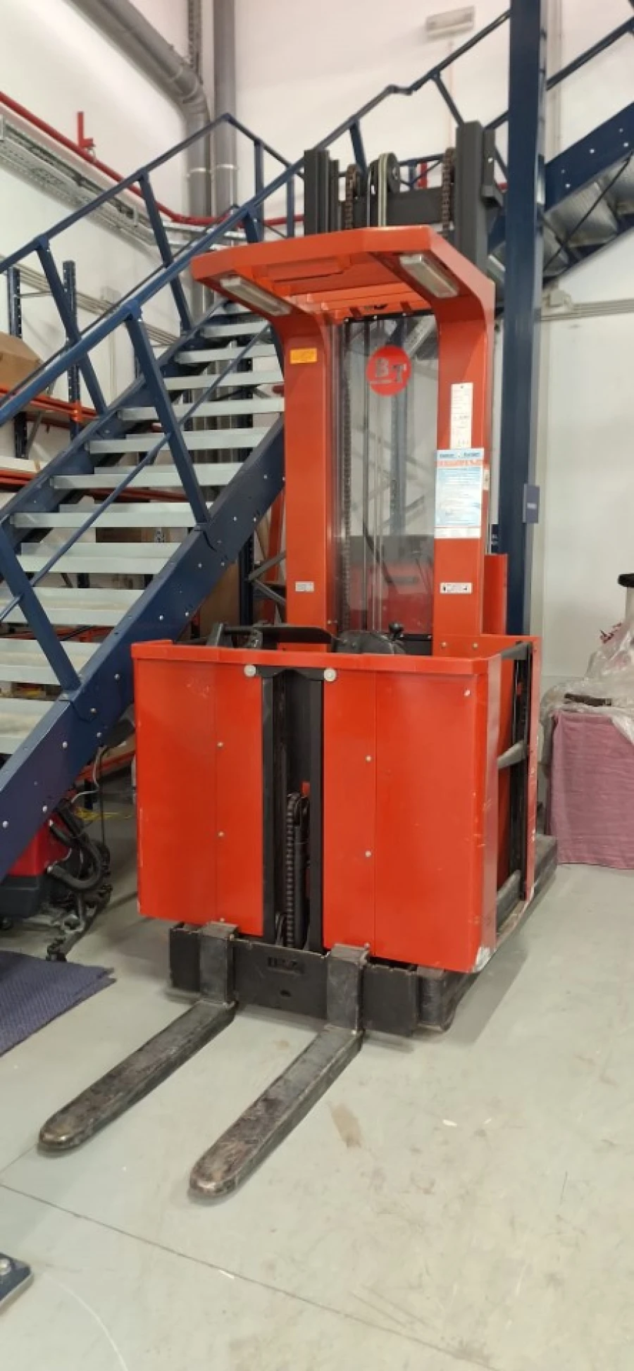 Armazém para Venda em Póvoa de Santa Iria e Forte da Casa Foto 10