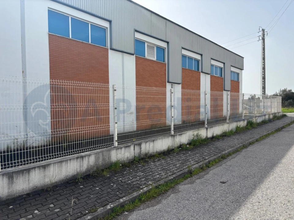 Armazém para Arrendamento em Póvoa de Santa Iria e Forte da Casa Foto 3