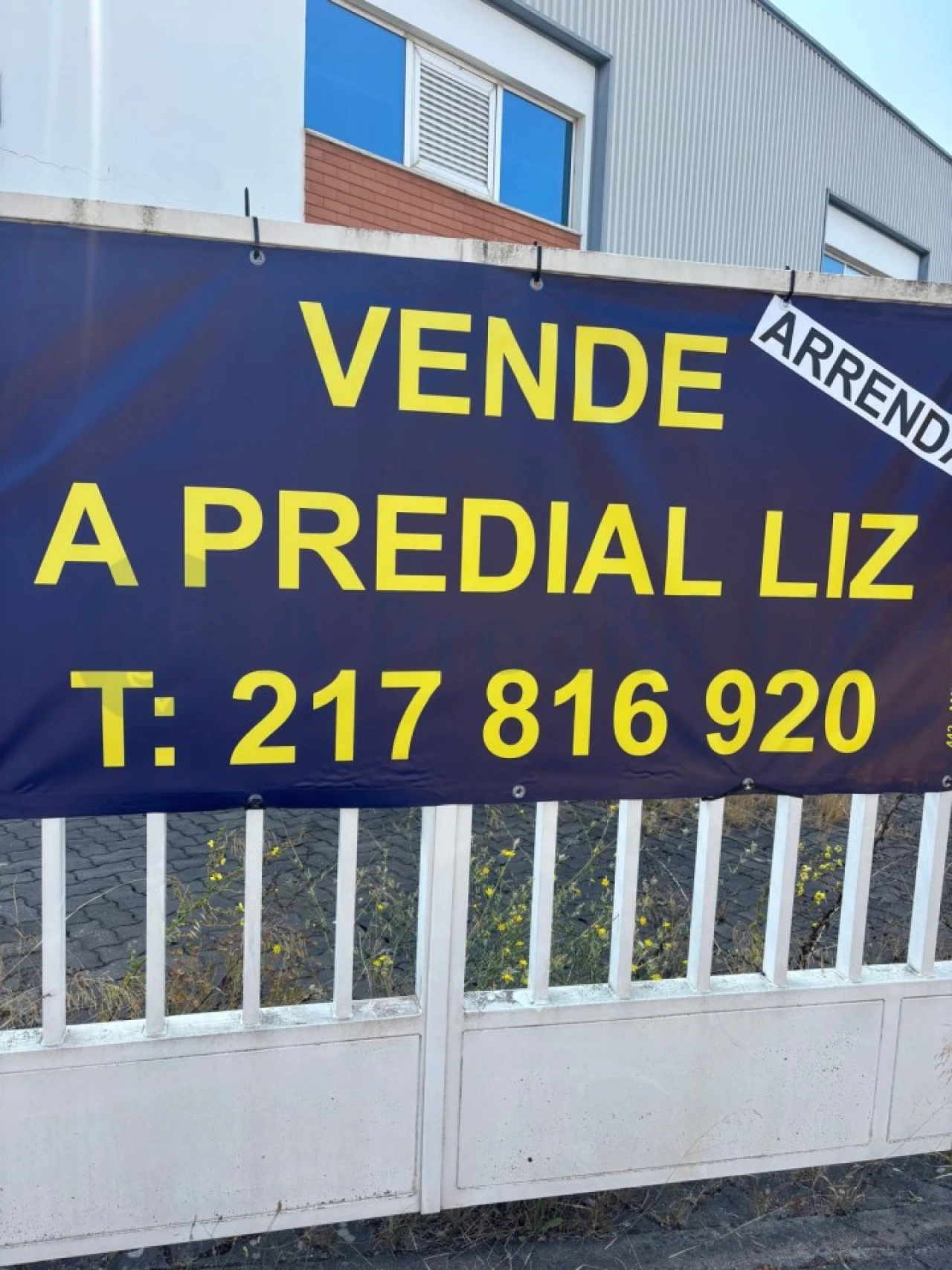 Armazém para Arrendamento em Póvoa de Santa Iria e Forte da Casa Foto 2